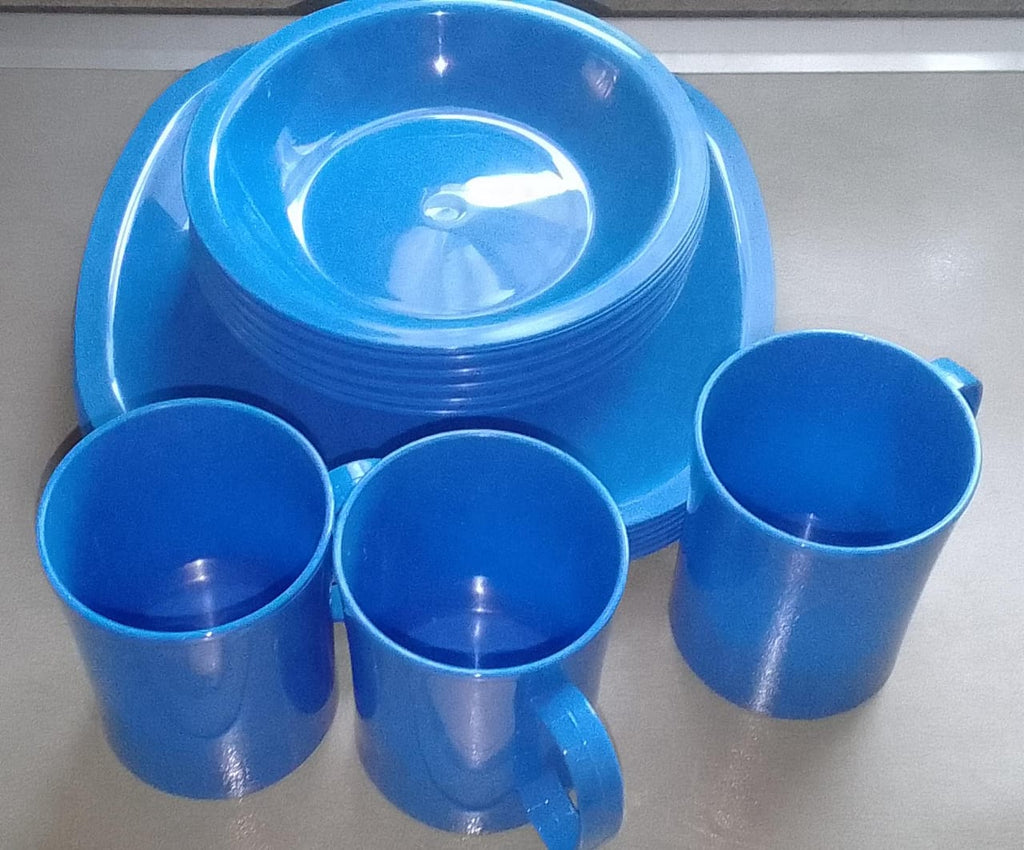 Reusable Plastic Plates & Cups - Durable & Eco-Friendly
